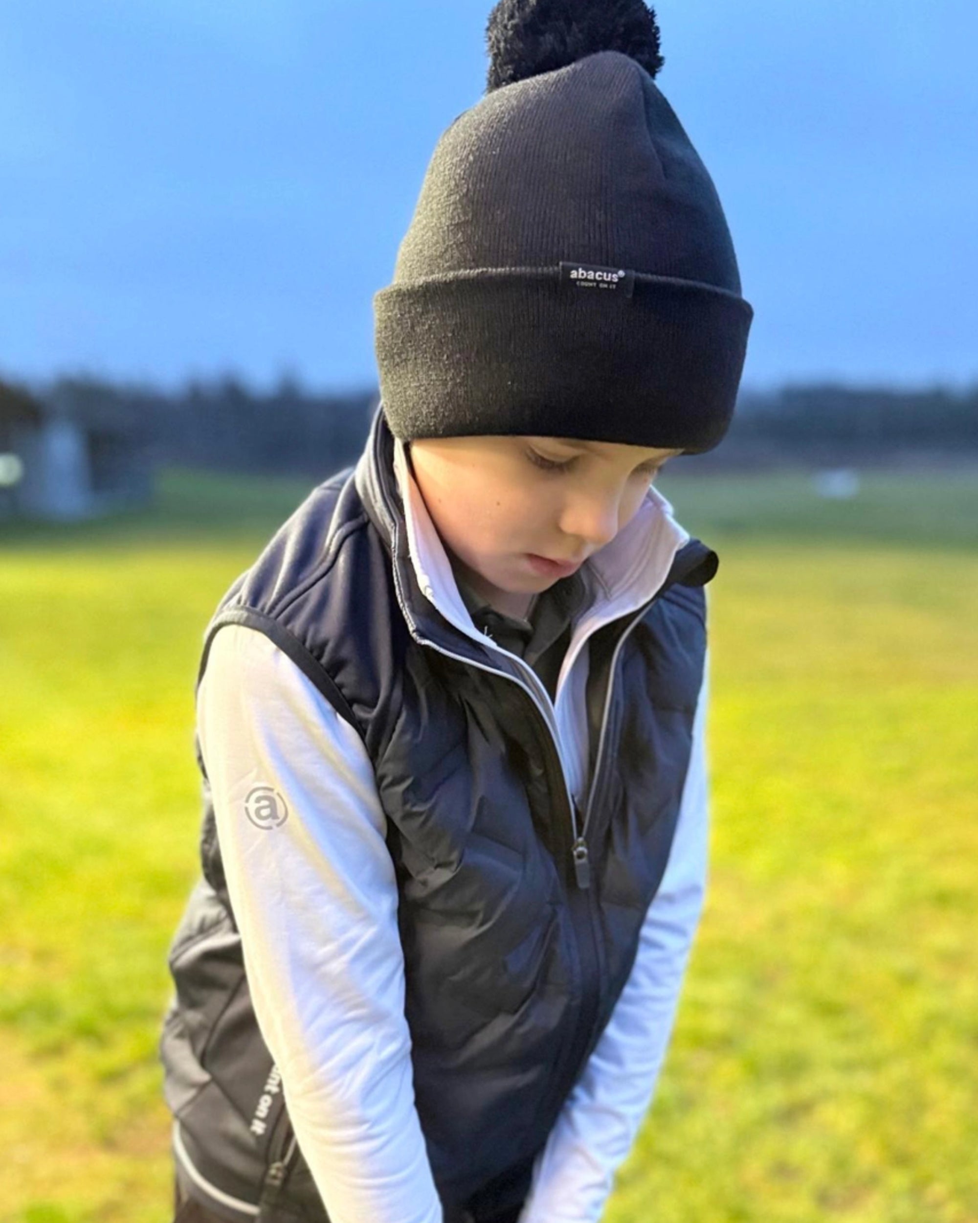 Jr Grove hybrid vest-thumbmail-2