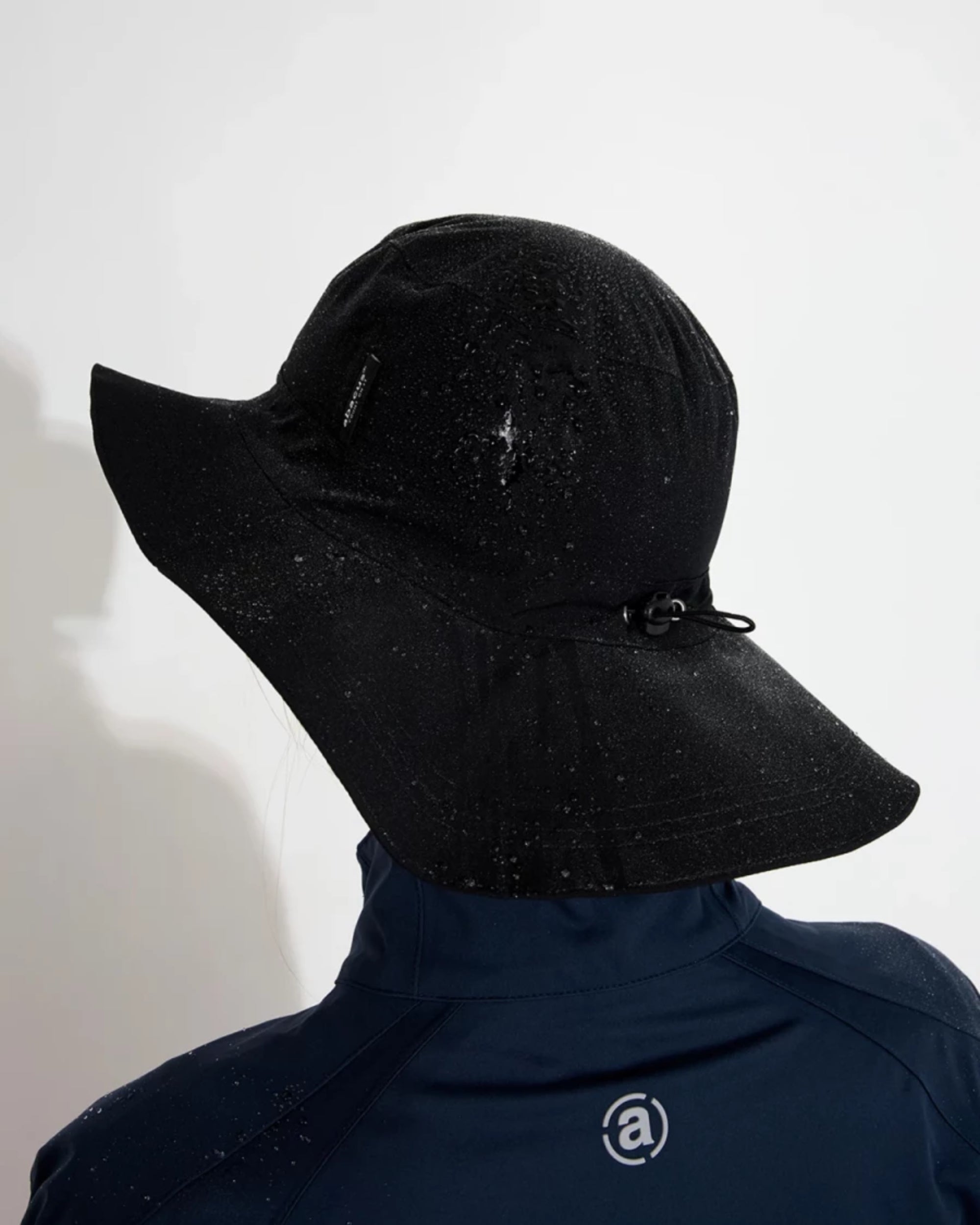 Links Rainhat-thumbmail-4